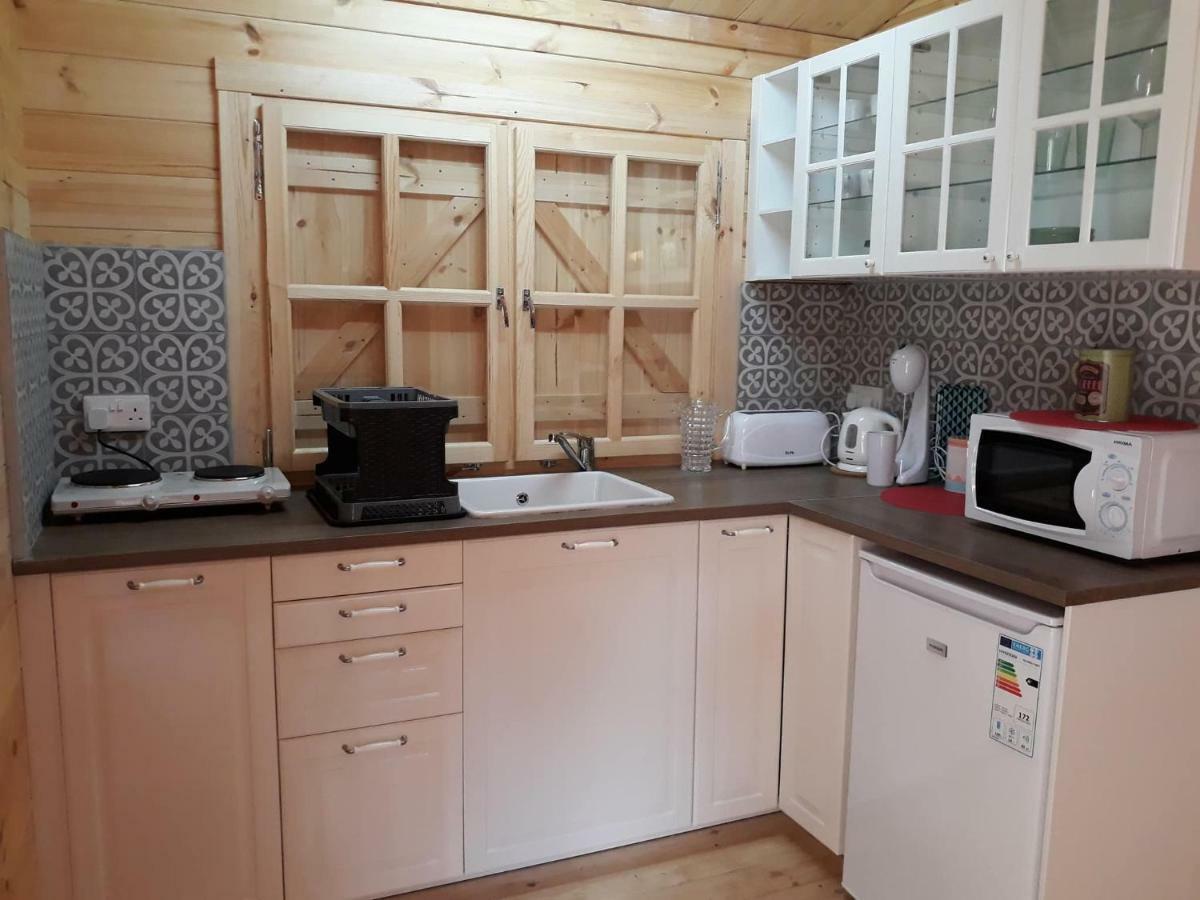 Cyprus Glamping Park Hotel Agios Theodoros Kültér fotó