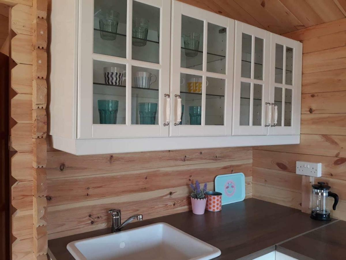 Cyprus Glamping Park Hotel Agios Theodoros Kültér fotó
